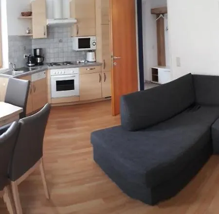 Apartment Schiefer